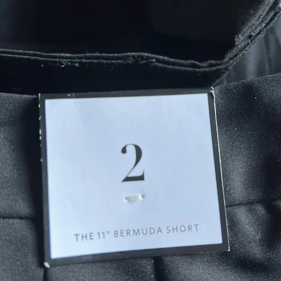 NWT WHBM 11” Smooth Stretch Bermuda Shorts - Picture 4 of 5